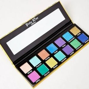 ♡ 3 / $25 Exotic Peacock Eyeshadow Palette - Ace Beautè - Flair Palette